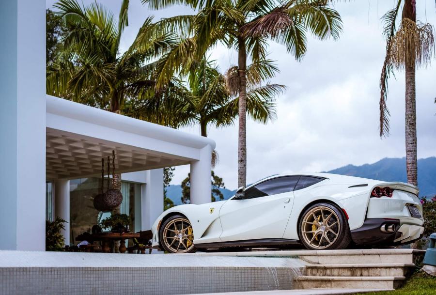  Ferrari 812 Superfast on HRE Wheels (P101) 2019 года  (фото 5 из 5)